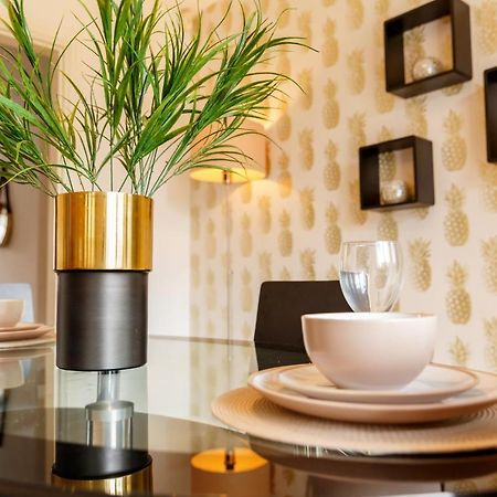 Host Liverpool - Rooms In A Spacious Coliving And Coworking Home With Garden, And Parking Close To Centre エクステリア 写真