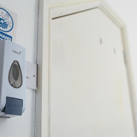 Host Liverpool - Rooms In A Spacious Coliving And Coworking Home With Garden, And Parking Close To Centre エクステリア 写真