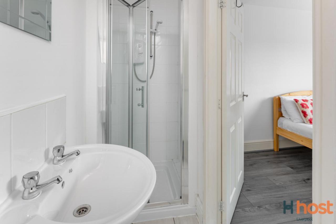 Host Liverpool - Rooms In A Spacious Coliving And Coworking Home With Garden, And Parking Close To Centre エクステリア 写真